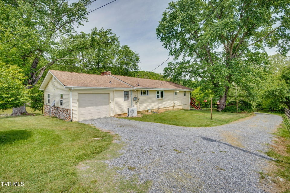 Photo #33: 397 Buncombe Road
