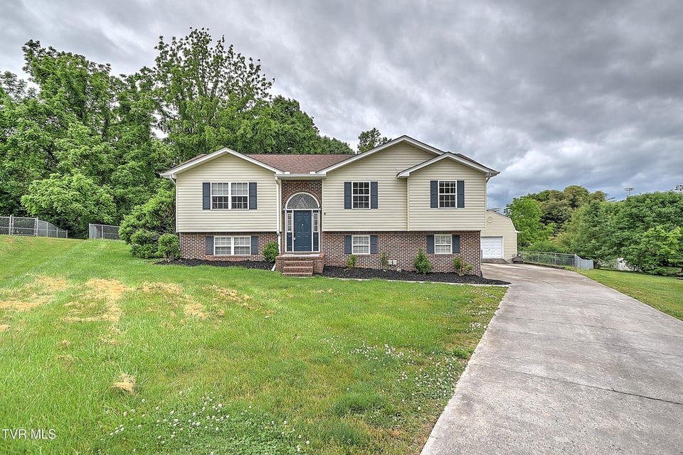 Photo #2: 210 Falcon View Drive