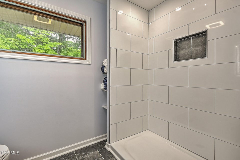 Photo #24: 912 Colfax Avenue