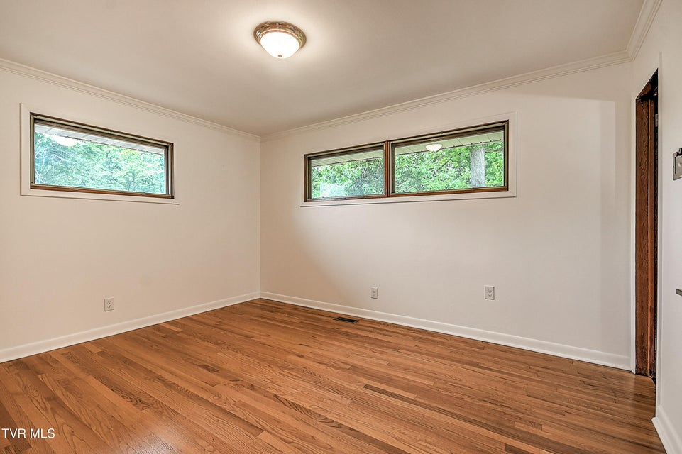 Photo #34: 912 Colfax Avenue
