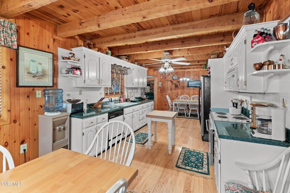 Photo #35: 257 Jones Lane