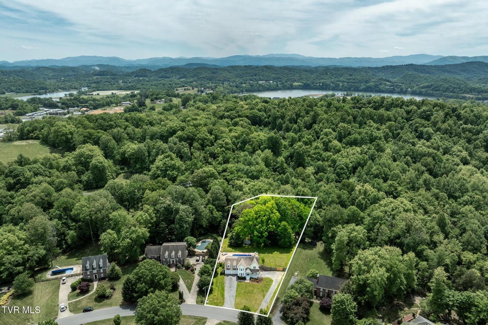 Photo #52: 4314 Summerfield Drive