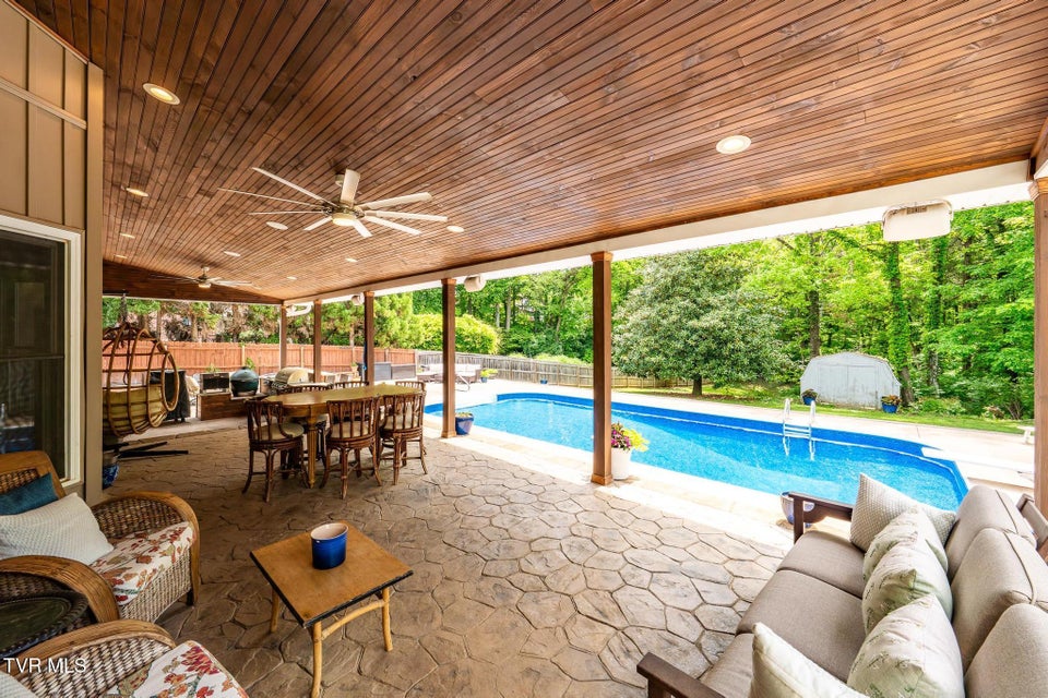 Photo #10: 4314 Summerfield Drive