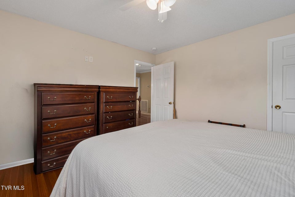 Photo #27: 4314 Summerfield Drive