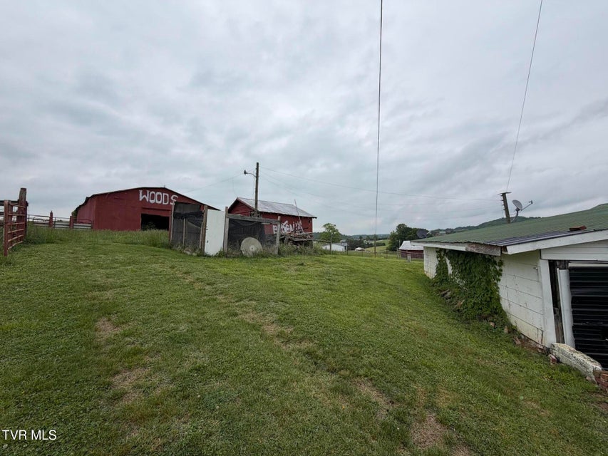 Photo #7: 231 Jarrett Road