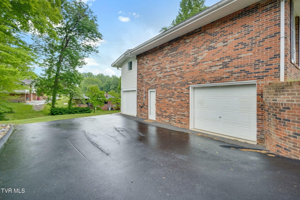 Photo #3: 107 Dogwood Lane