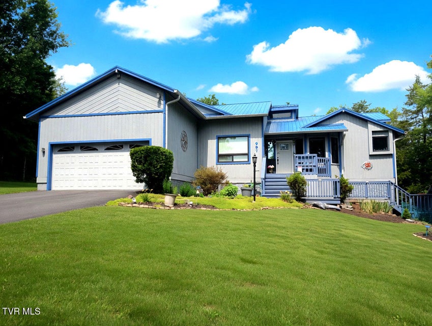 Photo #2: 997 Lake Ridge Drive