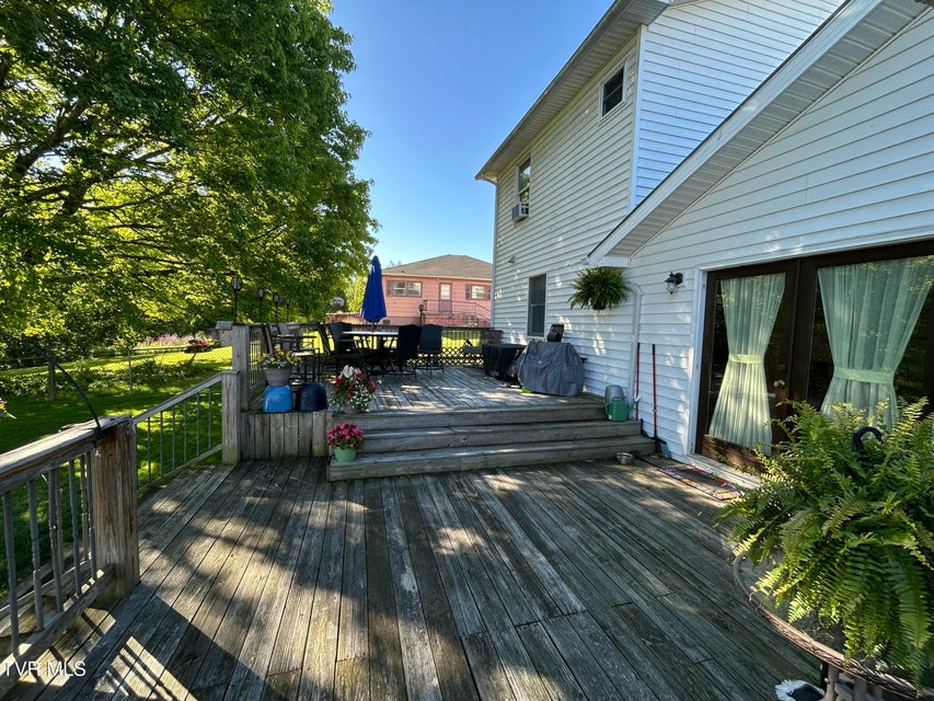 Photo #44: 131 Beverly Avenue