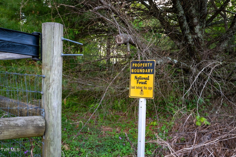Photo #100: 2835 Cross Mtn Road