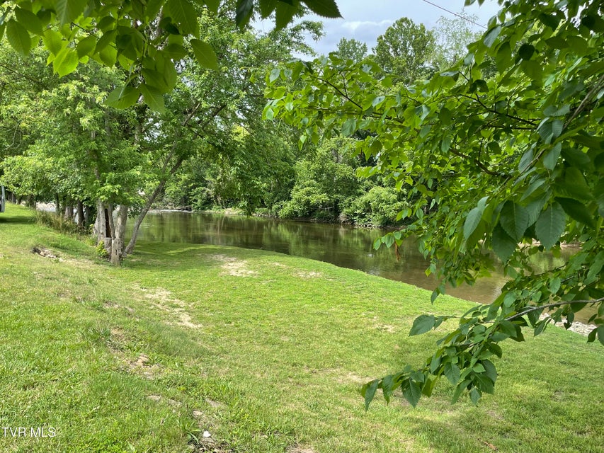 Photo #8: 607 Majestic View Ct Court