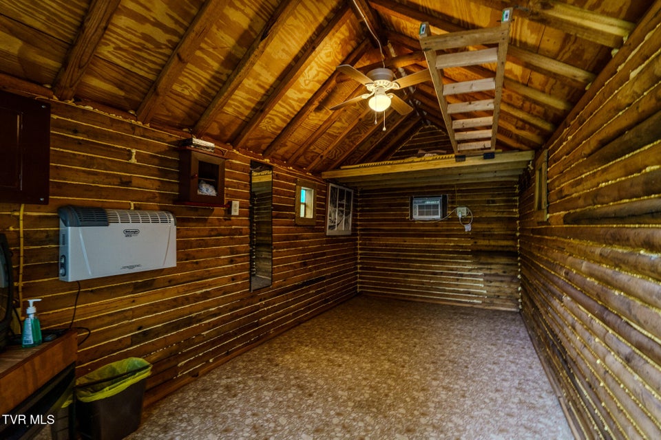 Photo #32: 1056 Dudley Drive