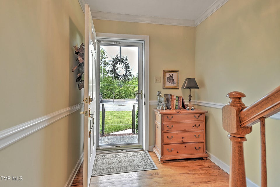Photo #27: 2000 Manor Court