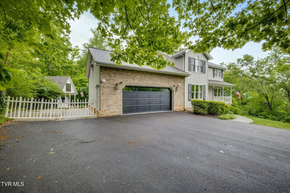Photo #4: 3605 Rockwood Place