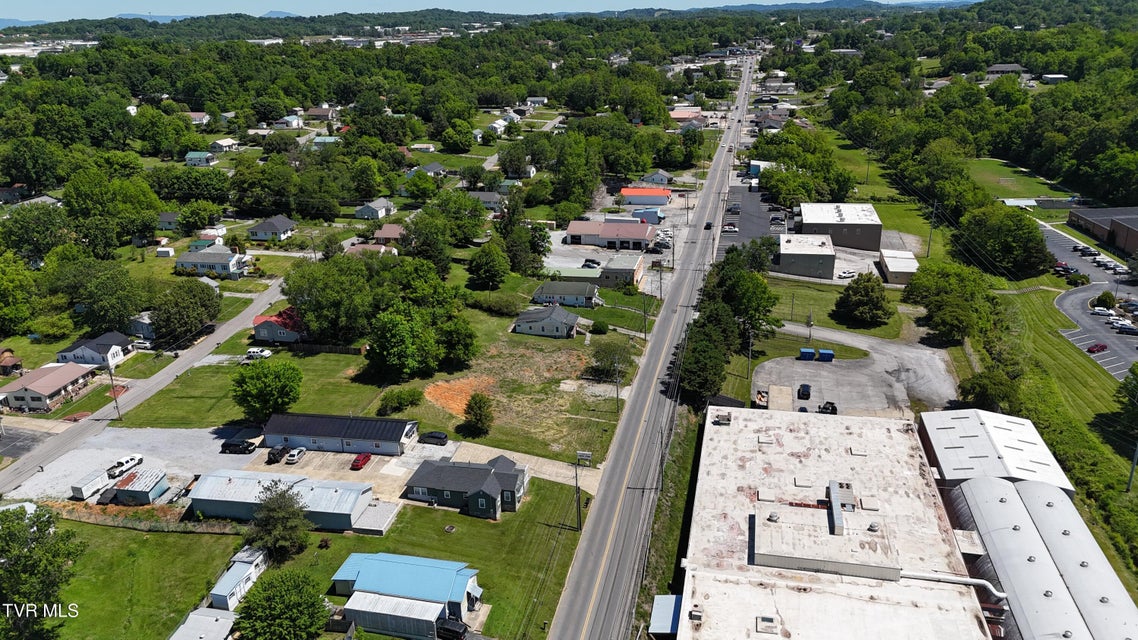 Photo #35: Tr 1 Bernard Avenue