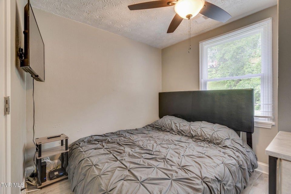 Photo #18: 422 Sequoyah Drive