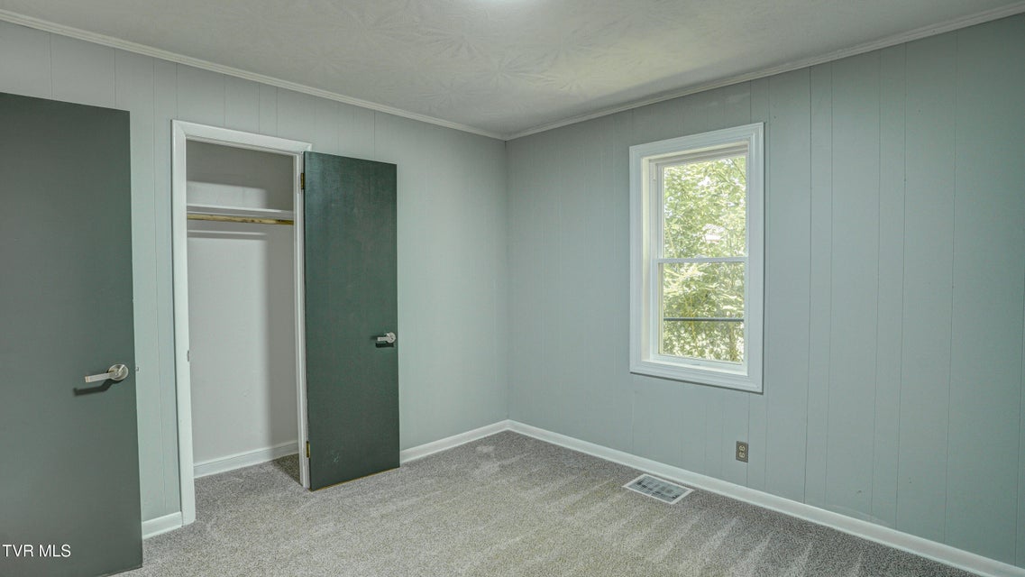 Photo #23: 401 Wilma Street