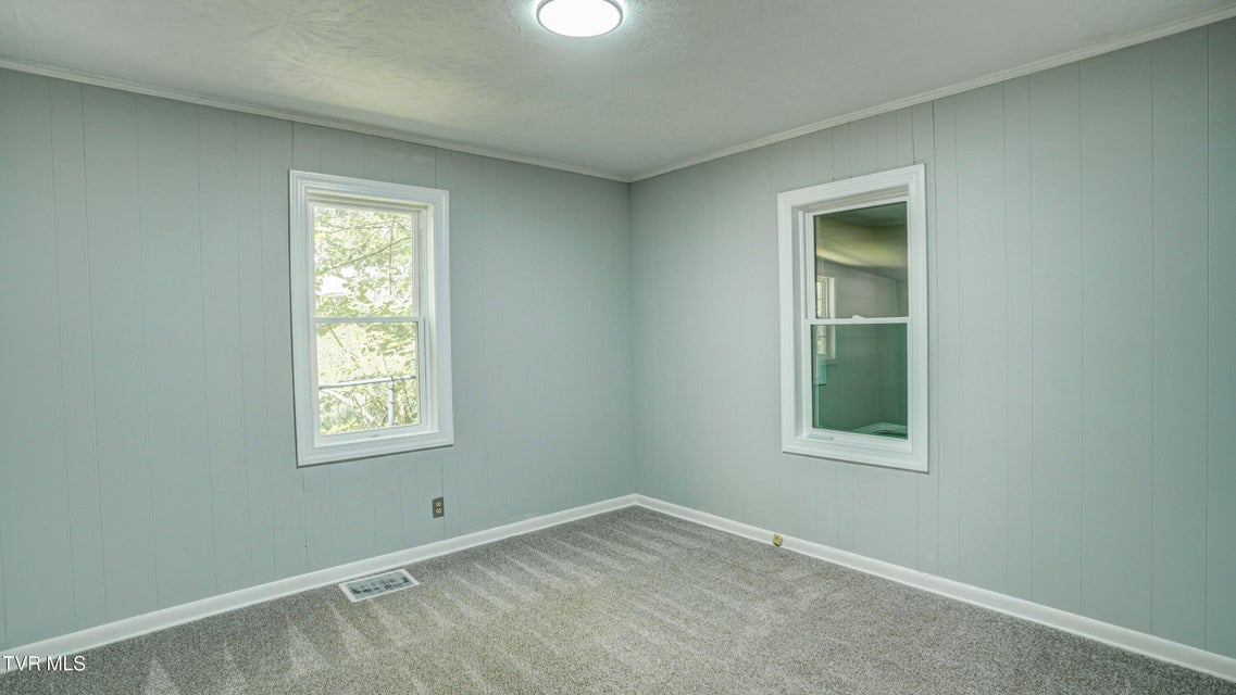Photo #27: 401 Wilma Street