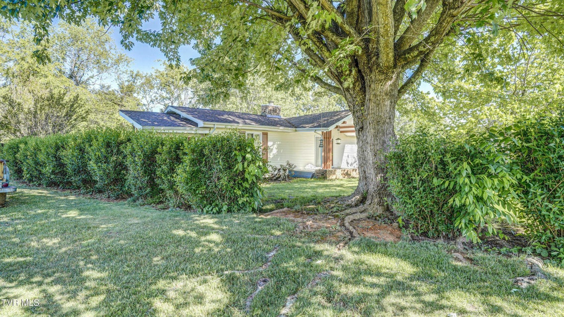Photo #3: 4 Haver Hill Court