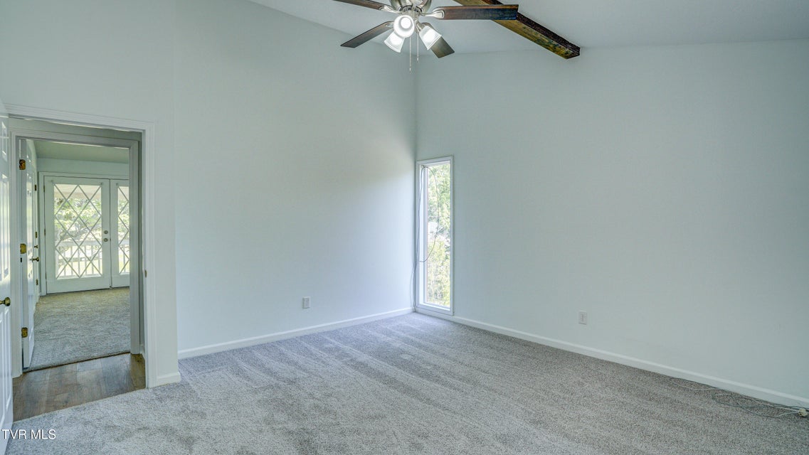 Photo #31: 4 Haver Hill Court