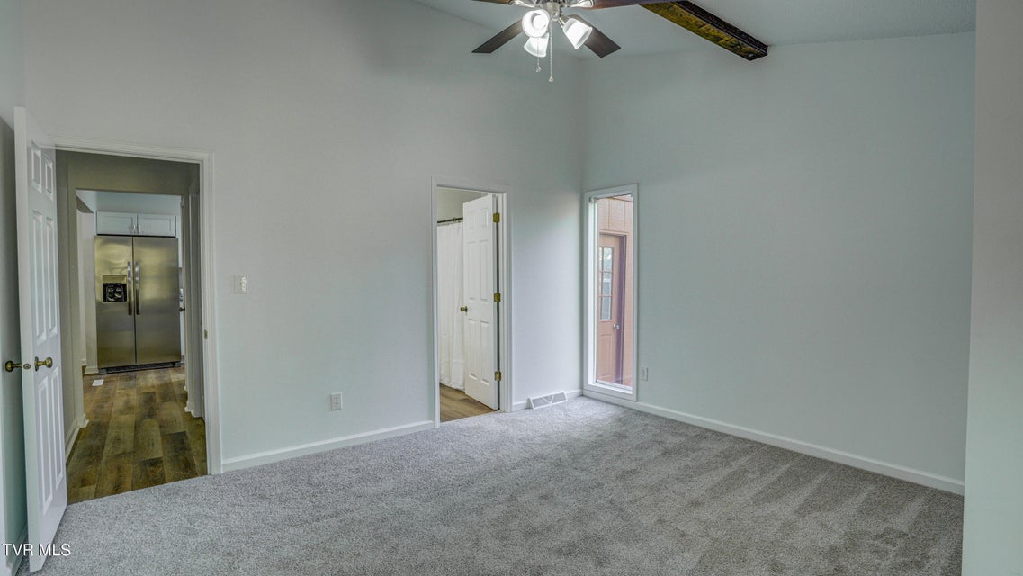 Photo #20: 4 Haver Hill Court