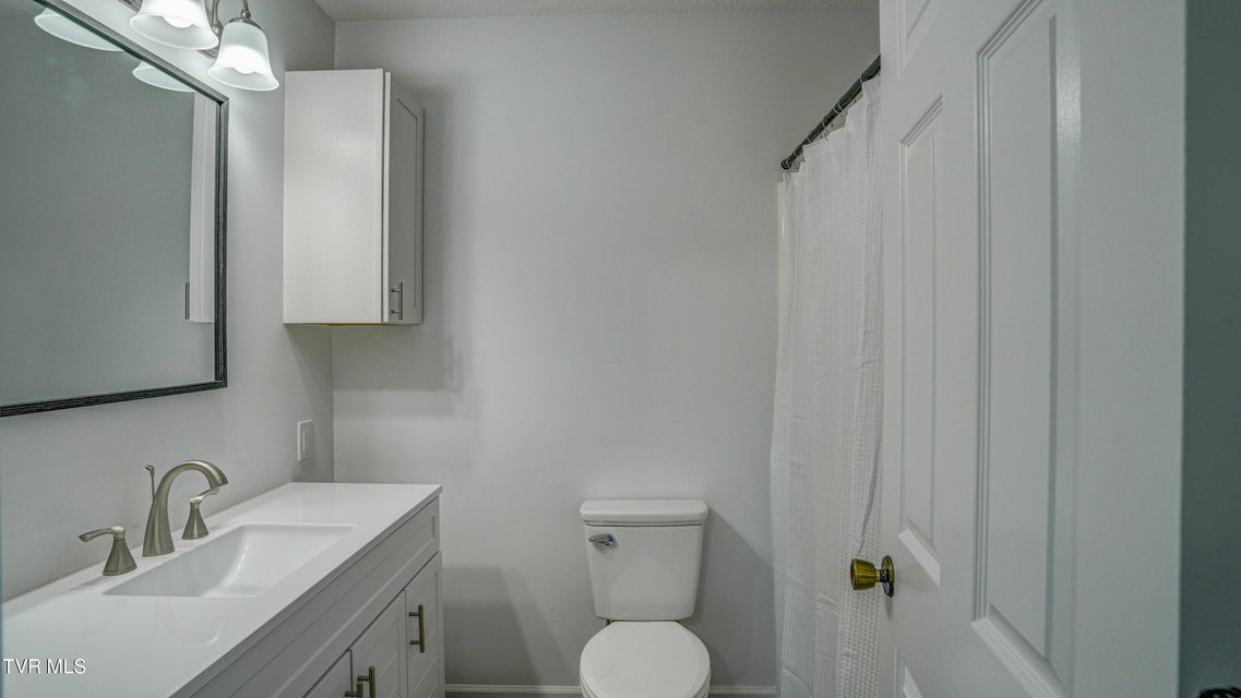 Photo #23: 4 Haver Hill Court