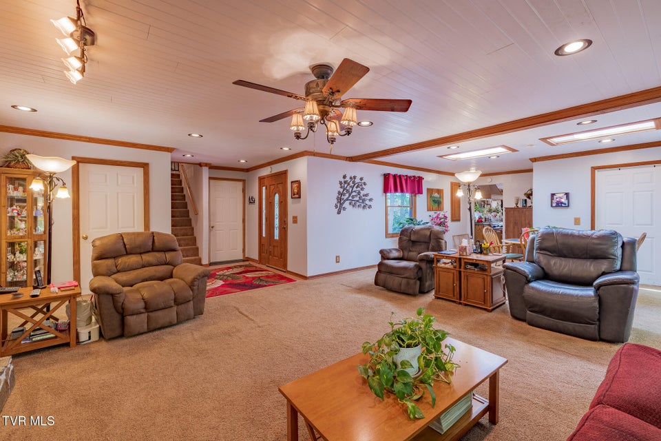 Photo #4: 1263 Harbin Hill Road