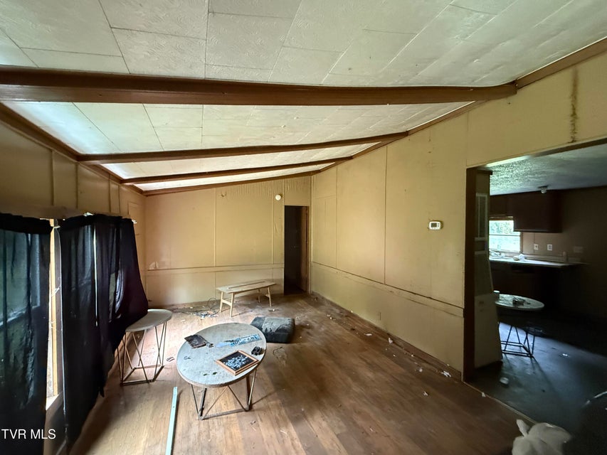 Photo #3: 733 Taggart Avenue
