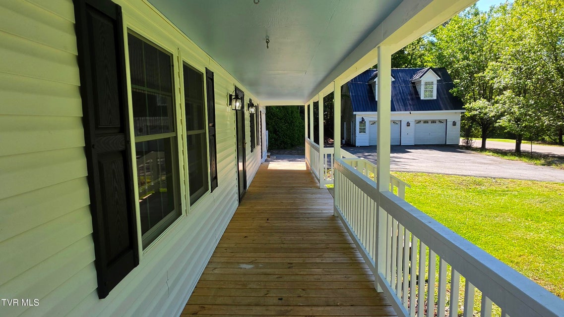 Photo #6: 5558 Paramont Road