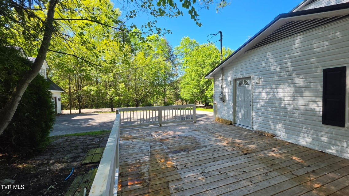 Photo #8: 5558 Paramont Road