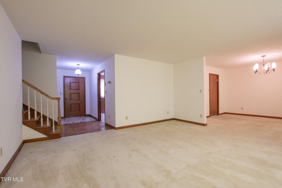 Photo #9: 18371 Westwood Drive