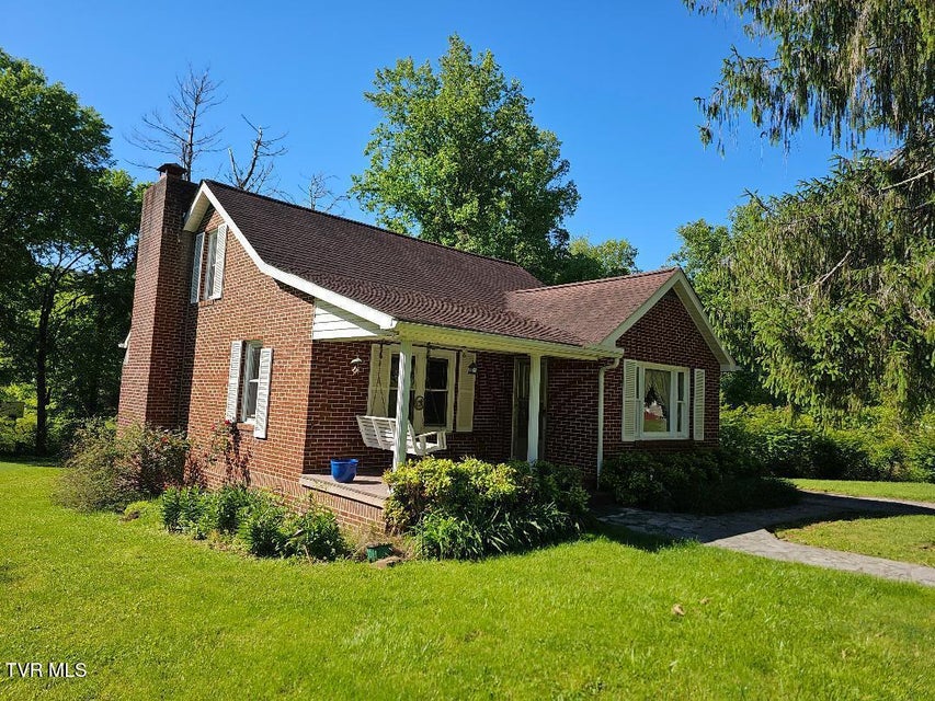 Photo #4: 2536 Orr Street