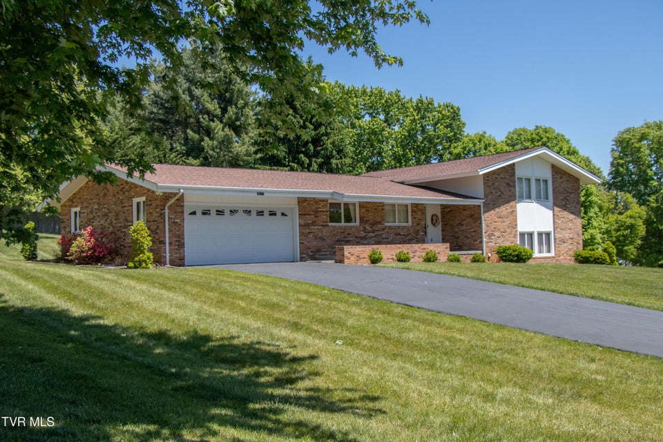 Photo #39: 18371 Westwood Drive