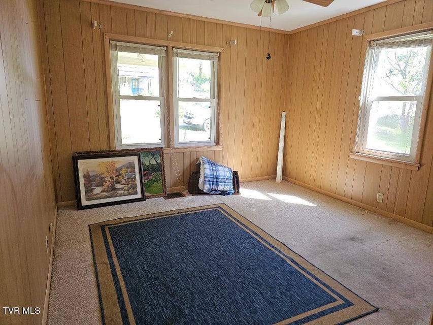 Photo #18: 2536 Orr Street