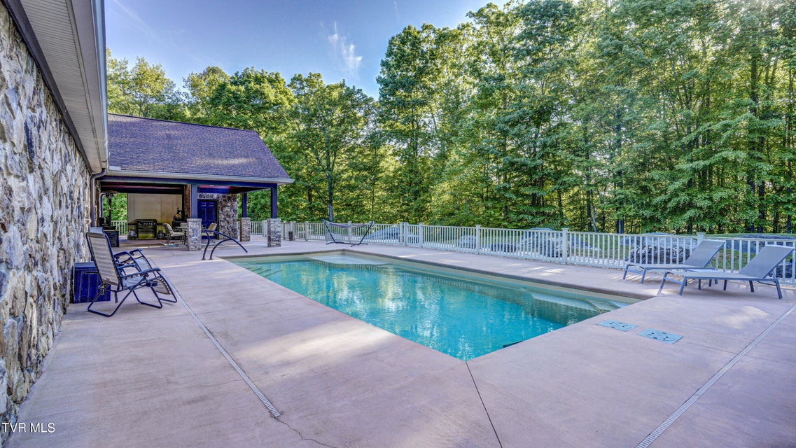 Photo #27: 167 Tailwater Road
