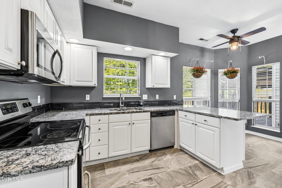 Photo #9: 7019 Cherry Grove Road