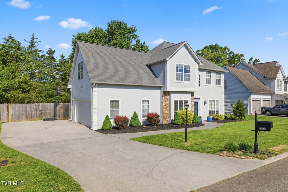 Photo #31: 7019 Cherry Grove Road