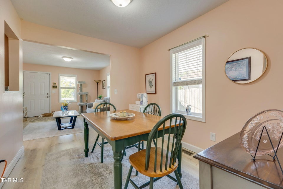 Photo #9: 1811 Fairview Avenue