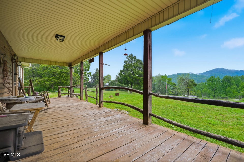 Photo #4: 3081 Ervintown Road