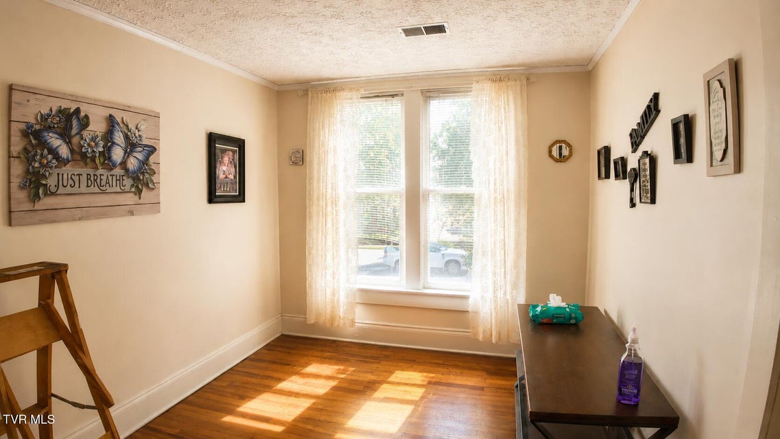 Photo #10: 1242 Center Street