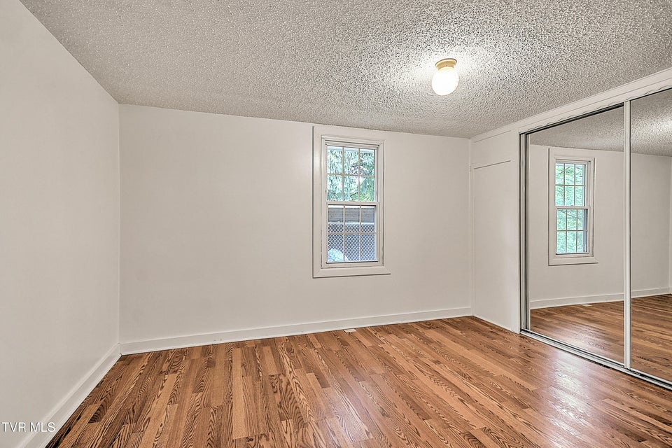 Photo #18: 510 Cherokee Drive