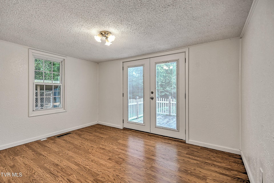 Photo #23: 510 Cherokee Drive