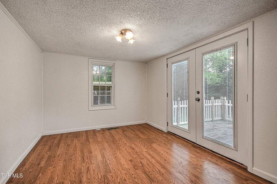 Photo #24: 510 Cherokee Drive