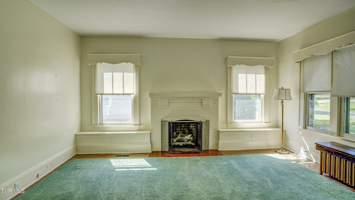 Photo #14: 704 Reynolds Street