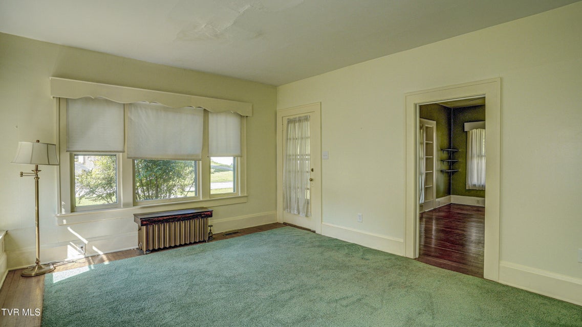 Photo #15: 704 Reynolds Street