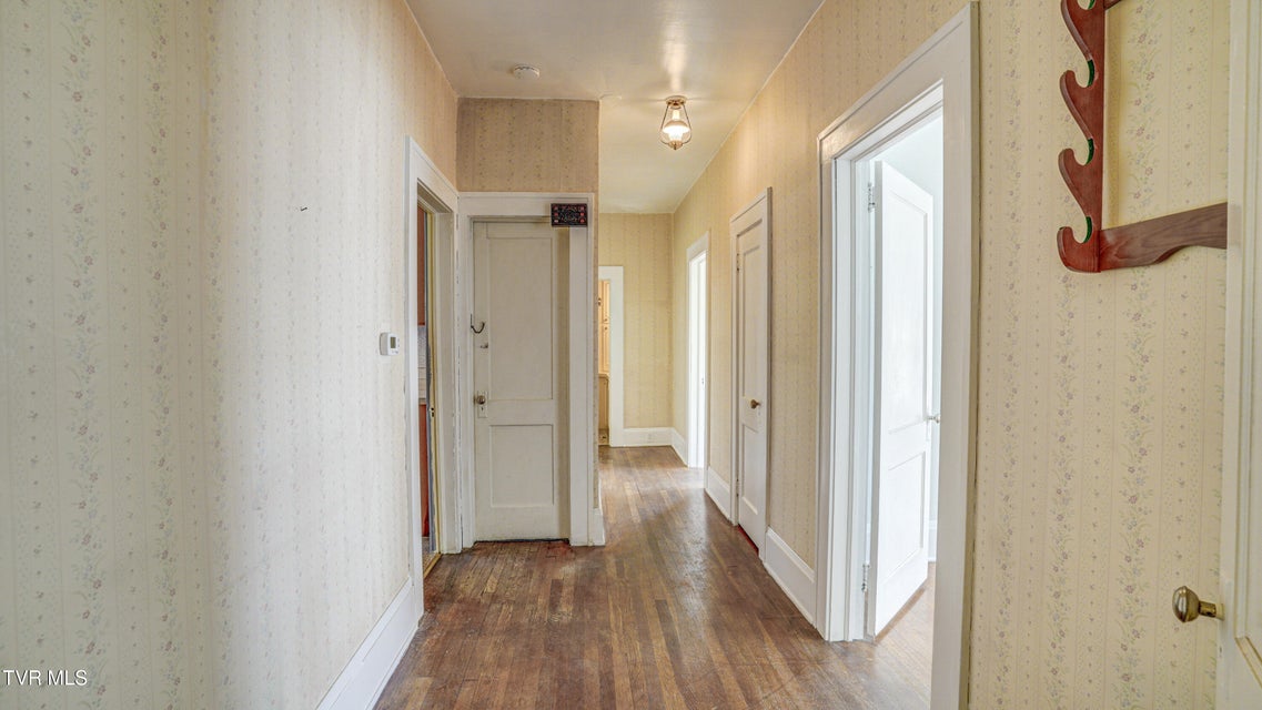 Photo #26: 704 Reynolds Street