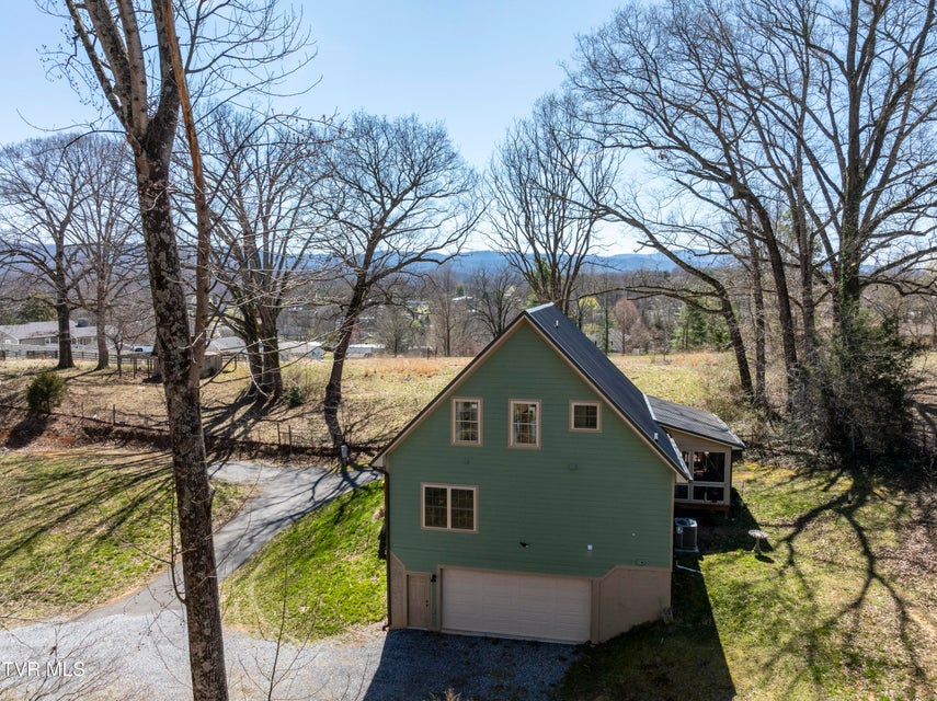 Photo #60: 137 Unaka View Road