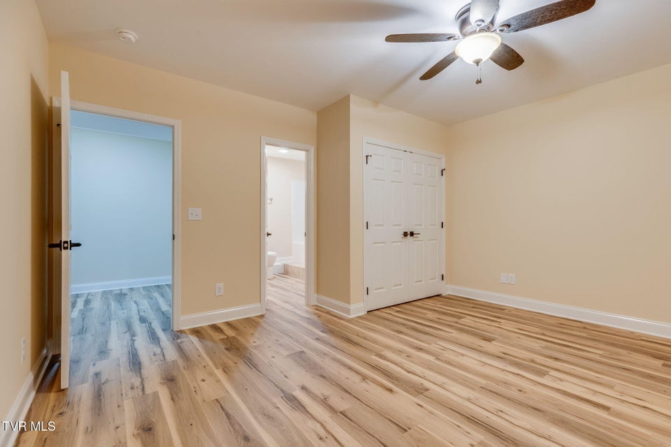 Photo #45: 1120 Victoria Lee Way