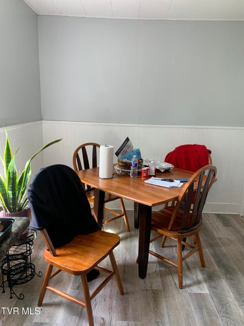 Photo #11: 715 Carson Street