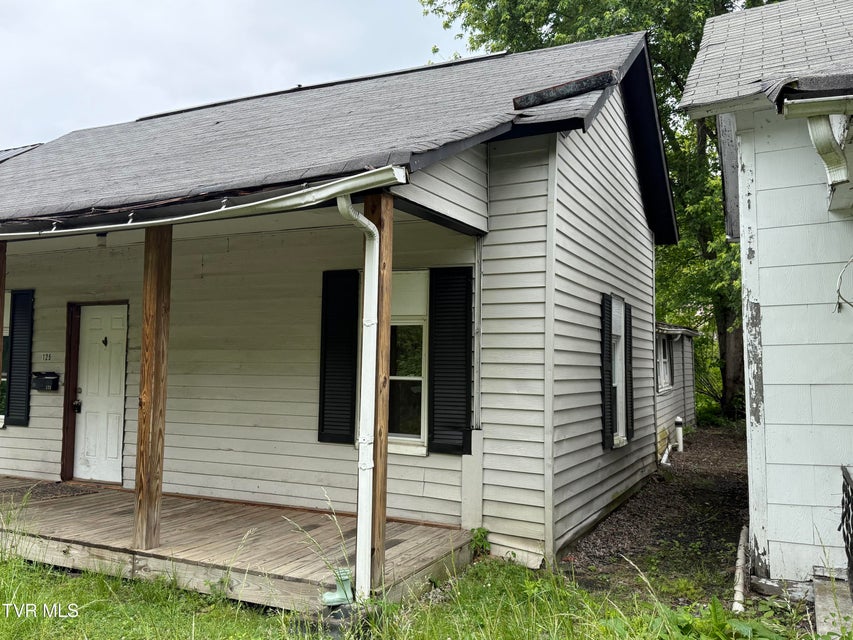 Photo #3: 125 Keystone Street