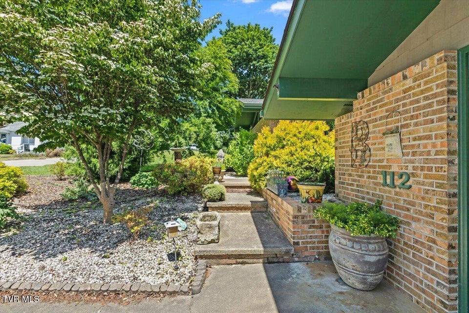 Photo #11: 112 Spruce Street